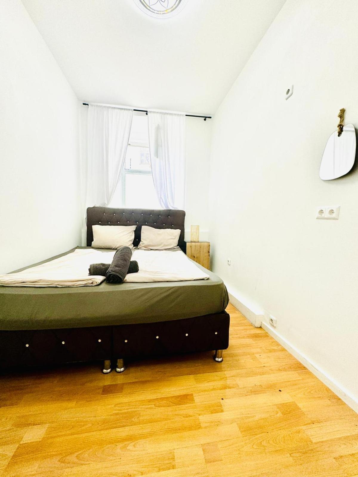 10 Bedroom For Groups, 8-min To Rathausplatz