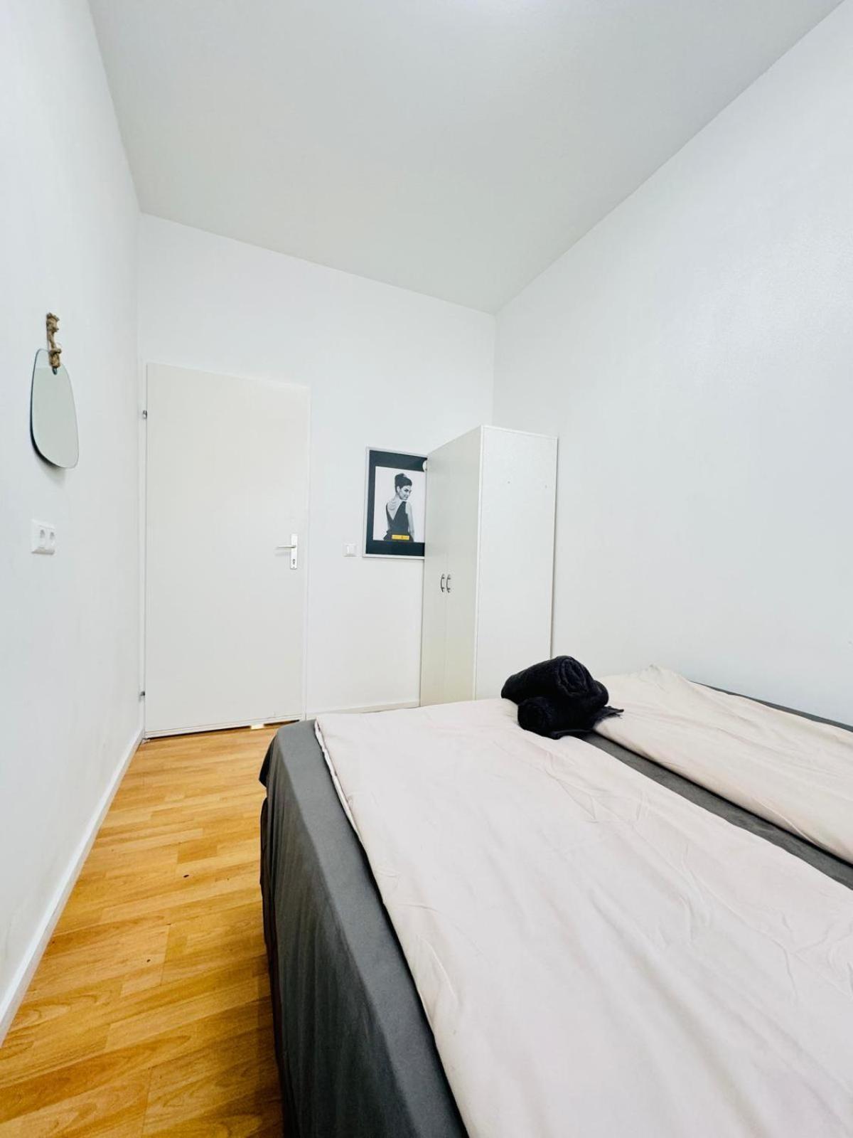 10 Bedroom For Groups, 8-min To Rathausplatz