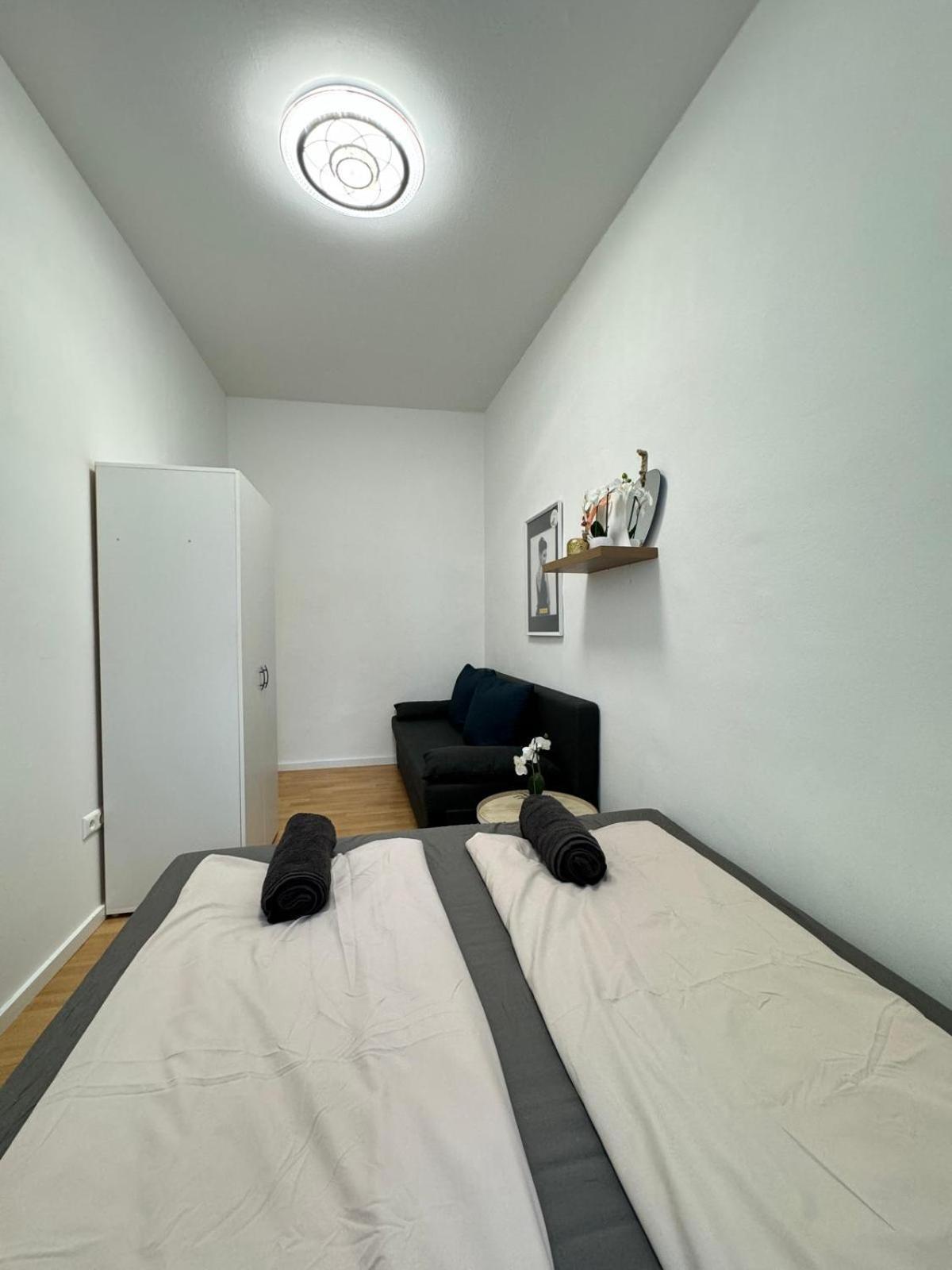 10 Bedroom For Groups, 8-min To Rathausplatz * Wien