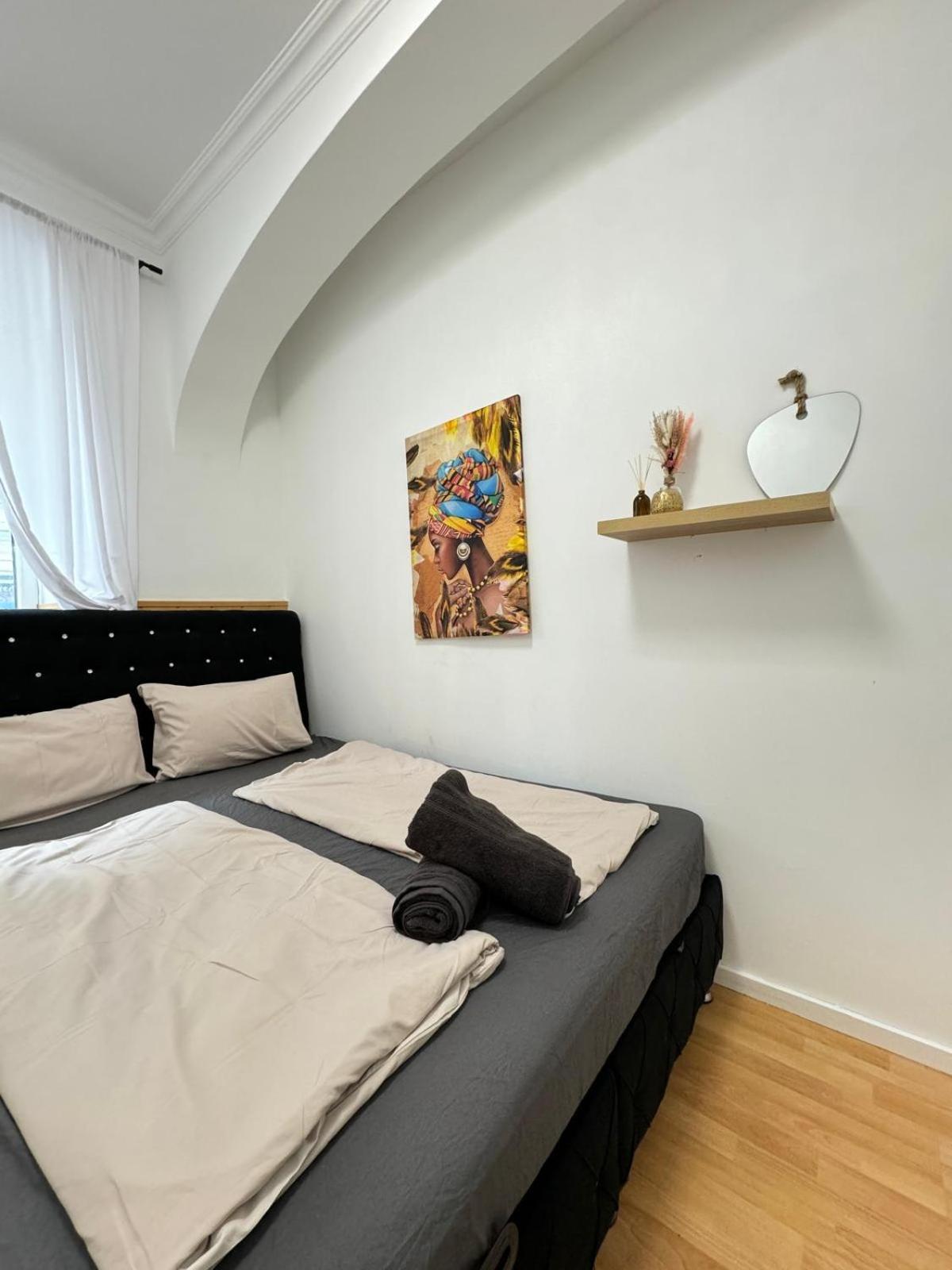 10 Bedroom For Groups, 8-min To Rathausplatz