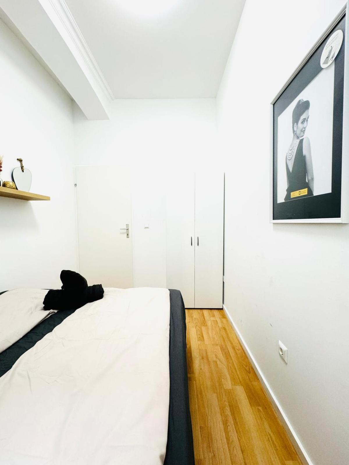 10 Bedroom For Groups, 8-min To Rathausplatz